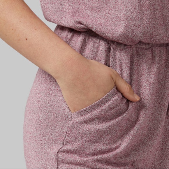 32 Degrees Women’s Pink Romper - Picture 5 of 7